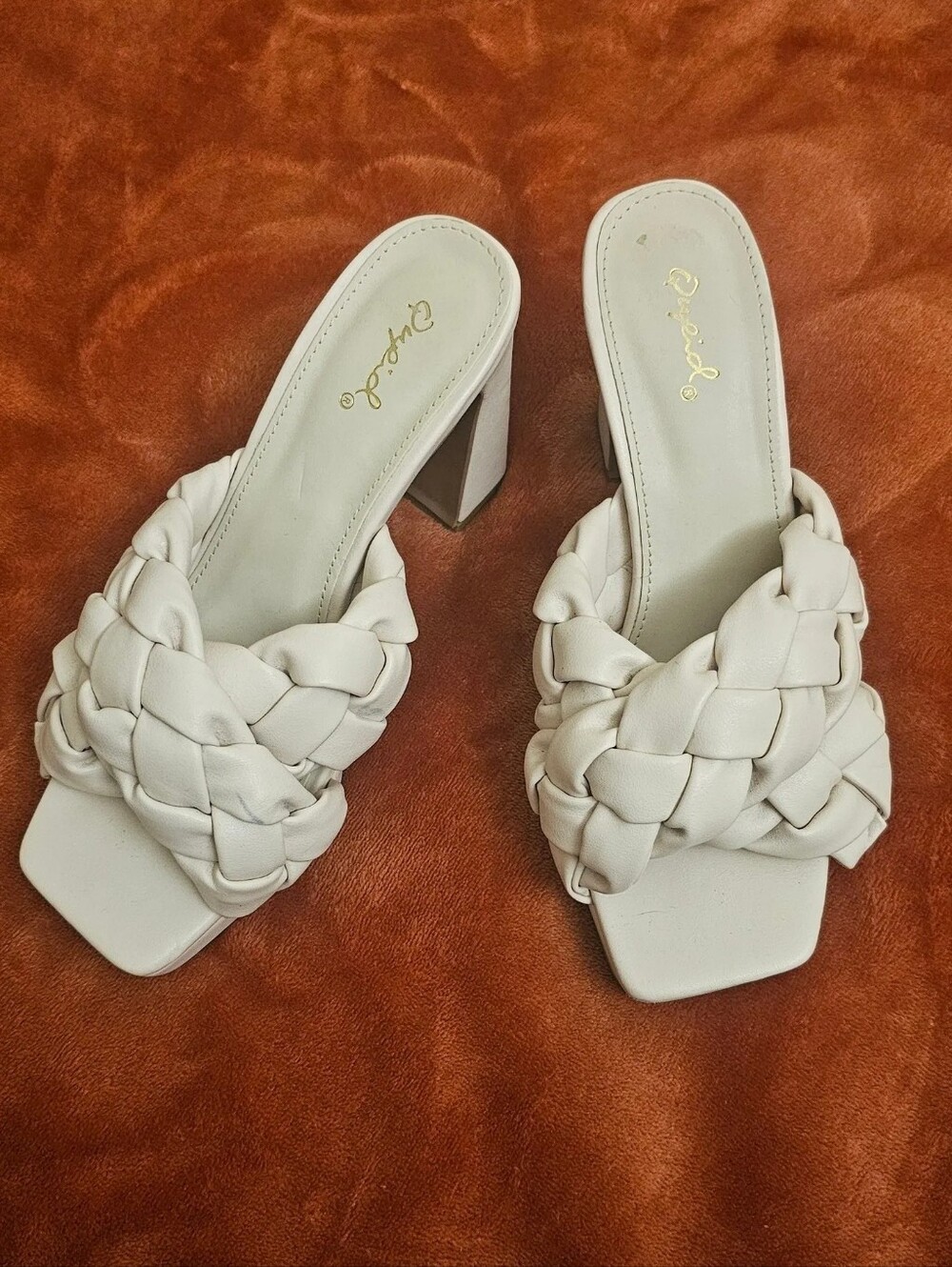 Chelsea & Violet Cream Braided Block Heel Slide